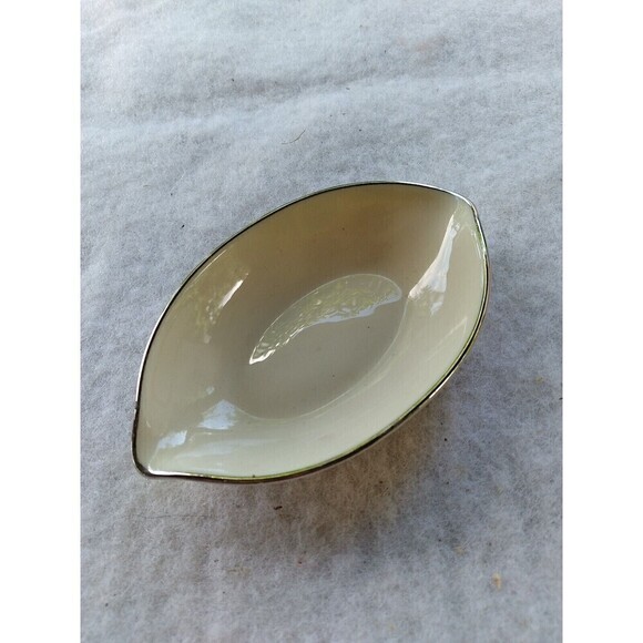 QUALITY+VINTAGE ~~LENOX USA PORCELAIN ASHTRAY WITH GOLD TRIM!!!! - Picture 1 of 5